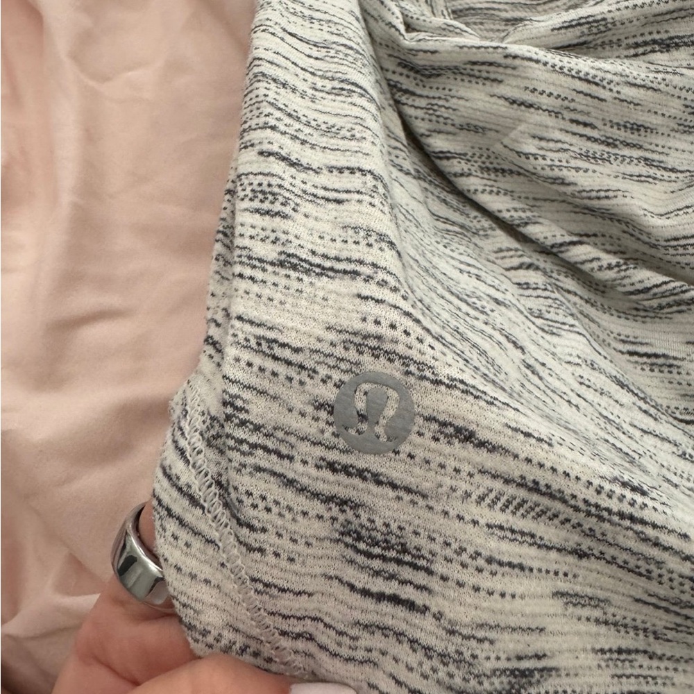 Lululemon Tank - Picture 4 of 6
